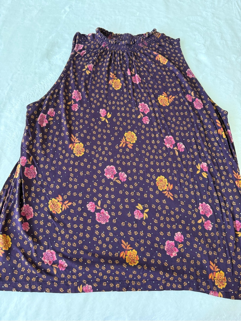 LOFT Rosebud Smocked Mock Neck Shell dark purple Size Medium D86